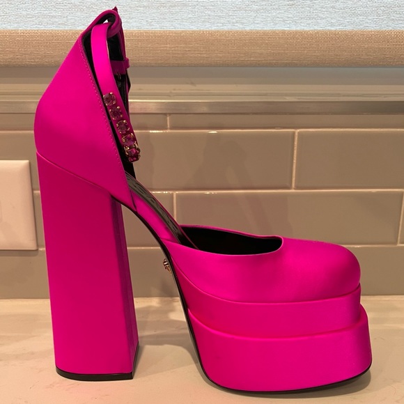 Versace Fuchsia Aevitas Single Platform Pumps - Picture 8 of 14